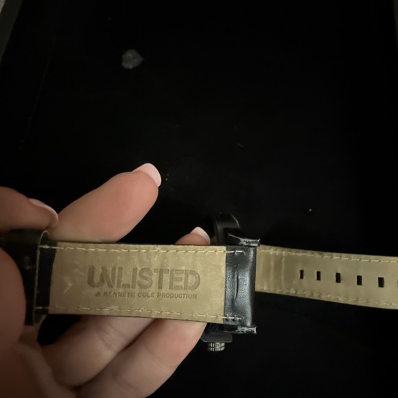 Unlisted 1009285 Black Tone Quartz Analog Men's Watch Needs Battery. 4199 - Picture 6 of 7